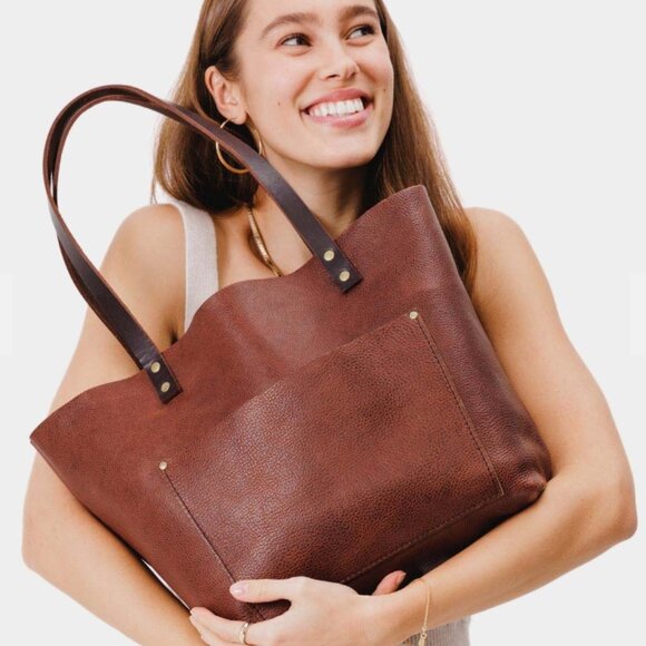 Portland Leather Tote "LIKE NEW" - Picture 16 of 16